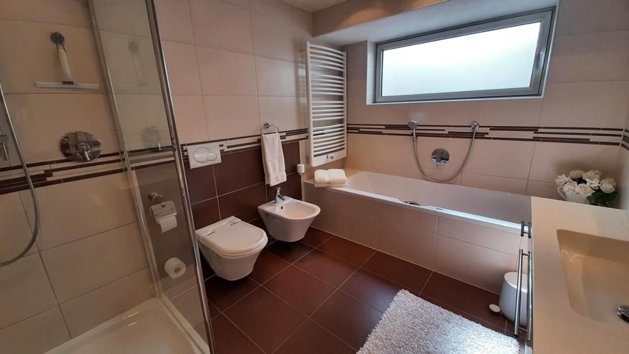 Ferienwohnung Mit Japangarten Карлщат Екстериор снимка
